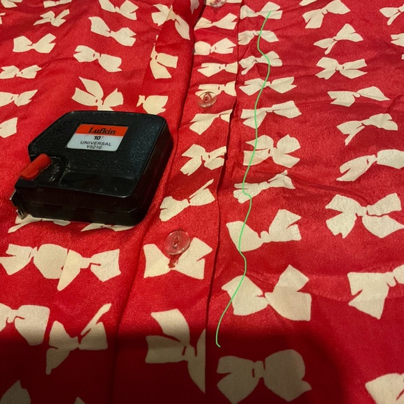 VINTAGE  SILK  BLOUSE BY  BELTRAMI  ‘CREEDS TORONTO ‘ SIZE 44’’ - Picture 10 of 14